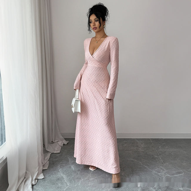 Robe longue à manches longues et décolleté en V profond pour femme Main Image