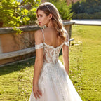 Robe de mariée ajustée asymétrique pour femme