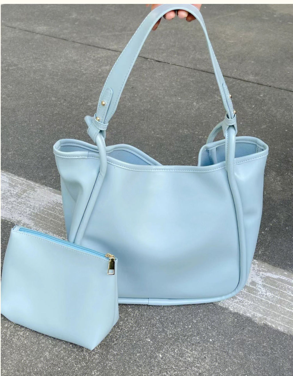 Grand sac à main en cuir souple pour femme