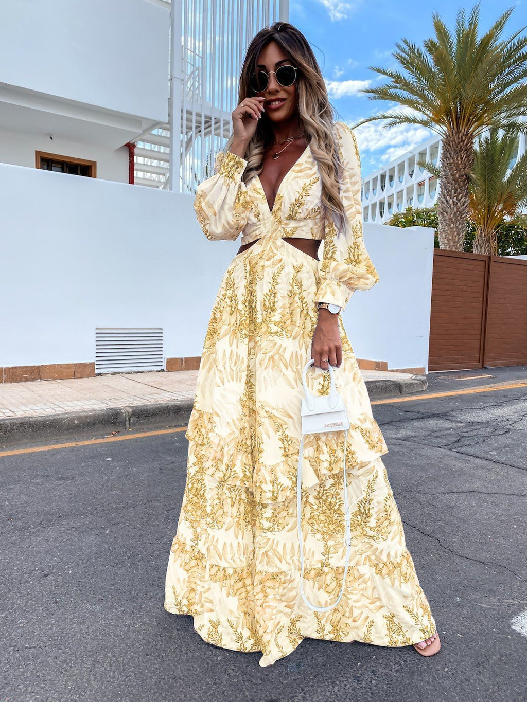 Robe longue élégante à col en V creux pour femme, robe longue à manches longues avec imprimé pour le printemps et l'été, robe à manches longues à col en V.
