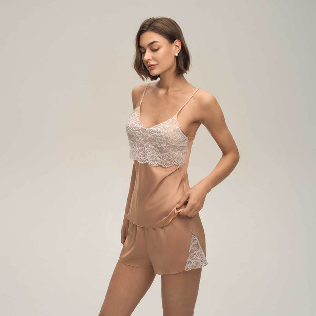 Ensemble décontracté short et caraco en dentelle pour femme Main Image