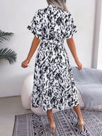 Robe chemise décontractée ample à imprimé léopard et taille nouée pour femme