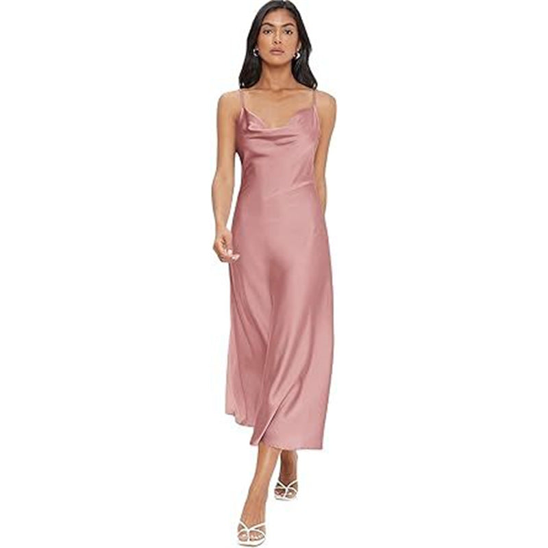 Robe de pyjama en satin sans dos pour femme