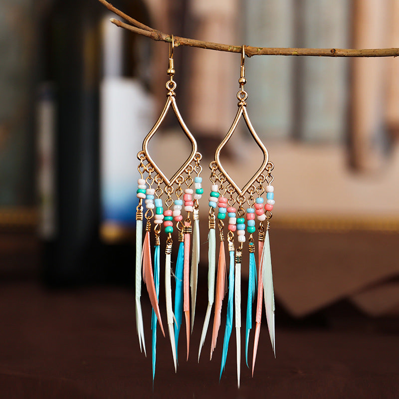 Ornement Perles Colorées Gland Plume Boucles d'Oreilles Femmes Style Bohème Boucles d'Oreilles Transfrontalières Bijoux Européens Et Américains