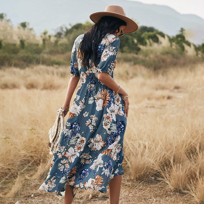 Robe de plage d'été fleurie avec col en V et taille élastique pour femmes Main Image
