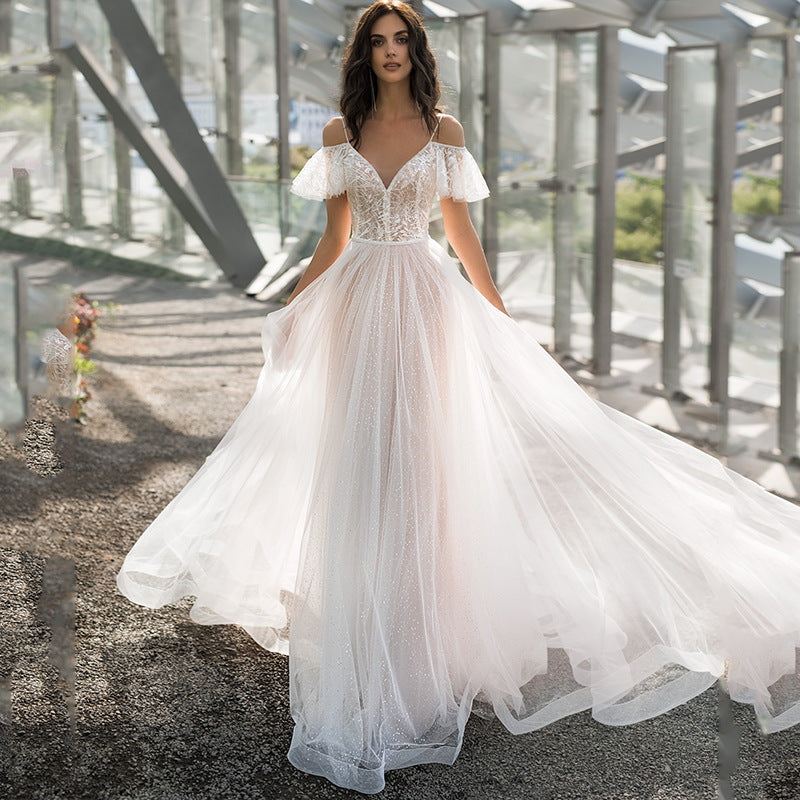 Robe de mariée grande taille amincissante pour les épaules