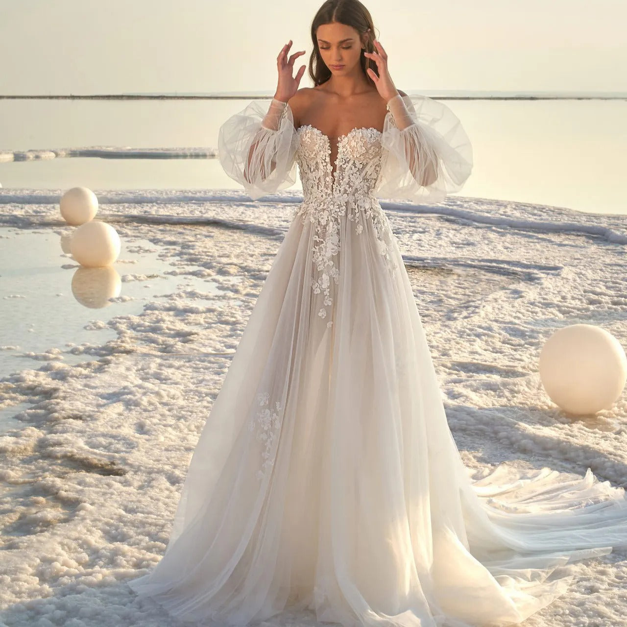 Robe de mariée de plage à manches bouffantes pour femme