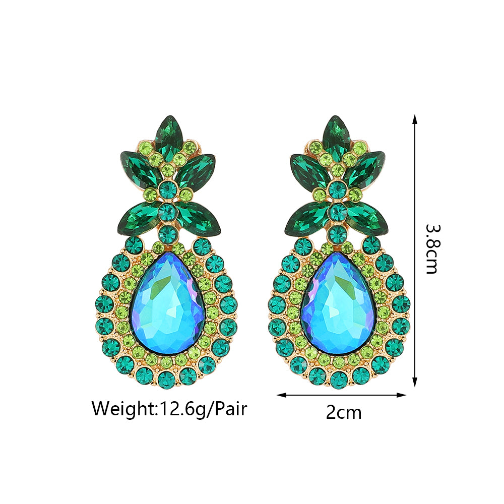 Boucles d'oreilles clous en forme de goutte, incrustées de strass multicolores étincelants, pour femme, luxueuses, élégantes, idéales pour les fêtes, bals de promo, ou comme accessoires de bijoux formels