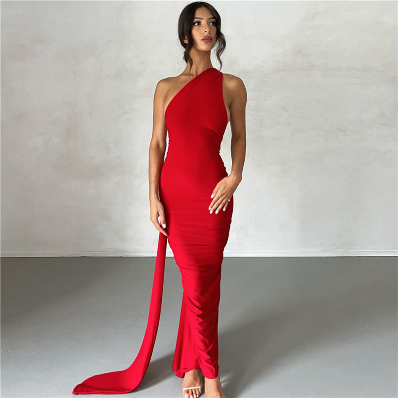 Robe fourreau dos nu à licou pour femme