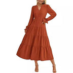 Robe longue fluide à volants superposés pour l'automne
