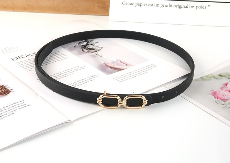 Ceinture fine à boucle ardillon et bouton-pression de style rétro