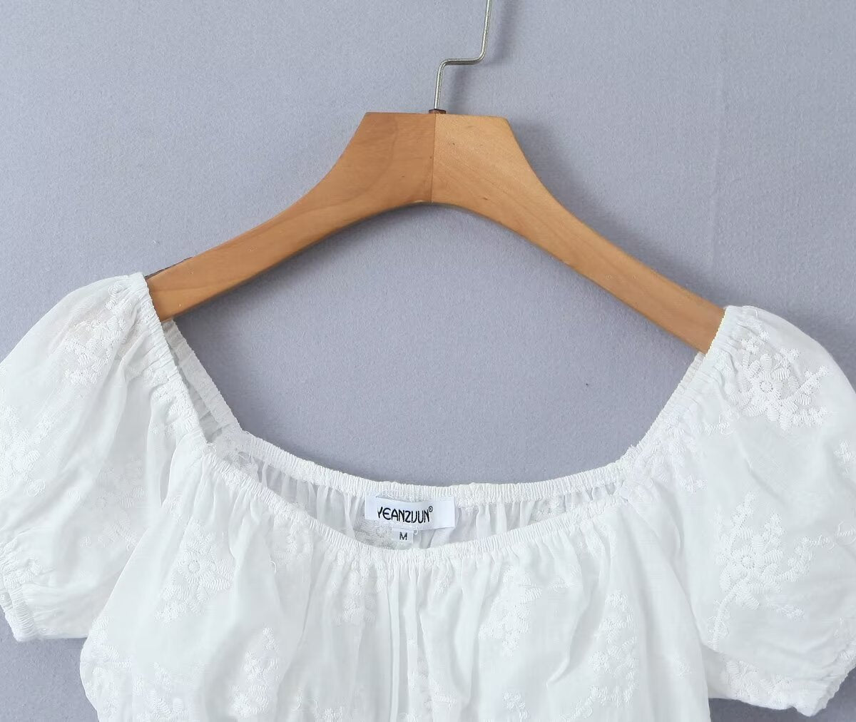 Haut court en dentelle à épaules dénudées, petite taille, robe longue patchwork à taille haute avec cordon de serrage