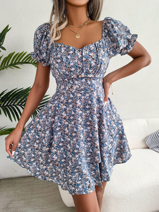 Robe Courte Femme Mini Robe Tempérament Grand Balançoire Ourlet Ample Imprimé Floral Robe Froncée Manches Courtes Taille Haute Robe D'Été Vêtements Main Image