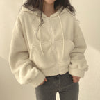 Pull à capuche blanc en laine d'agneau pour femme