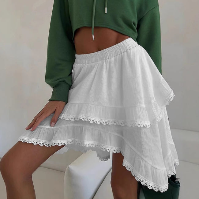 Robe à gâteau en dentelle blanche à double épaisseur avec un sens du design printanier pour femmes Main Image