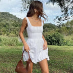 Robe sans manches à col carré et épaules dénudées
