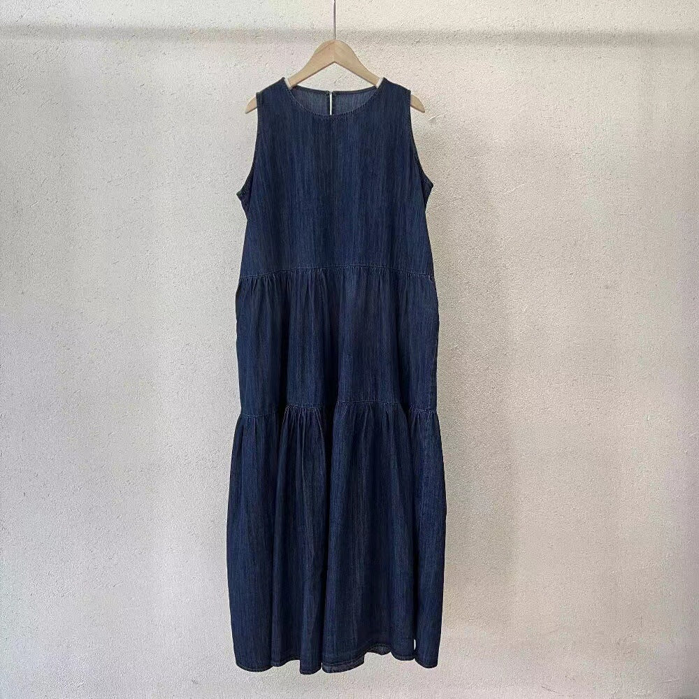 Robe mi-longue en jean sans manches pour femme
