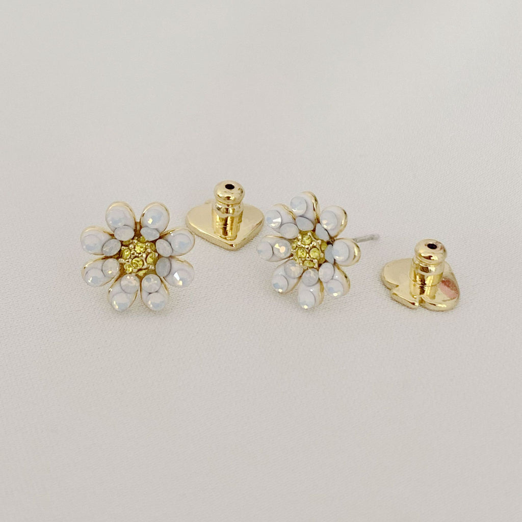 Boucles d'oreilles élégantes en forme de marguerite pour femmes, bijoux de mode, accessoires en cuivre plaqué or