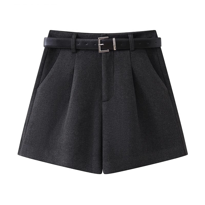 Shorts de costume tendance en laine pour femme