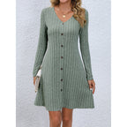 Robe longue à col en V et manches longues avec boutons et taille ajustée, vêtement féminin ajusté