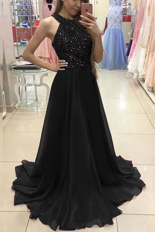 Robe de soirée de mariage sans manches Hover Image