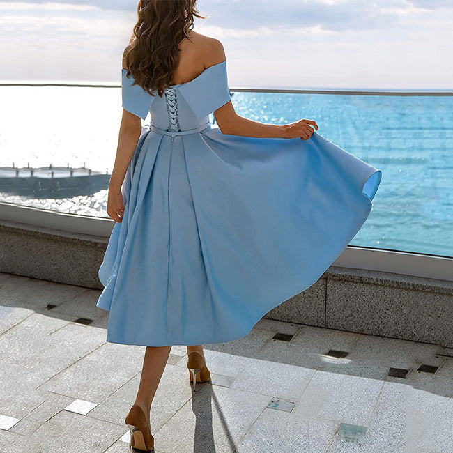 Robe de Soirée Formelle en Satin pour Femme sans Bretelles, Coupe Décontractée, Longueur Thé, Épaules Dénudées, avec Poches Main Image