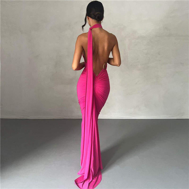 Robe fourreau dos nu à licou pour femme