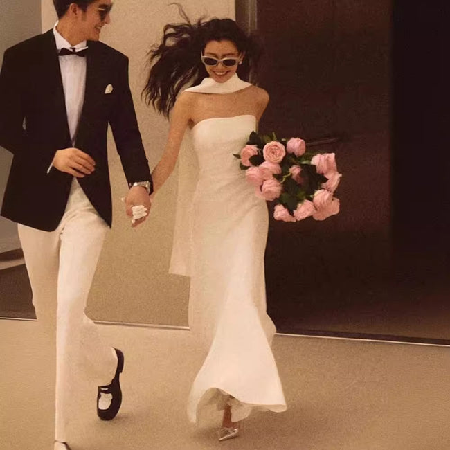 French Style White Simple Tube Top Bridal Light Wedding Dress Main Image