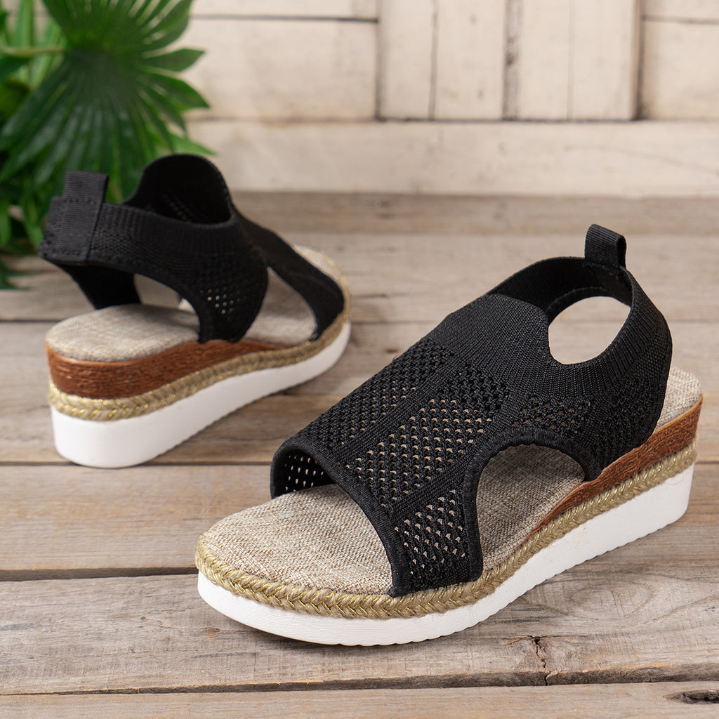 Nouvelles sandales d'été compensées creuses Chaussures en maille respirante tissées mouches pour femmes Sandales à bout ouvert