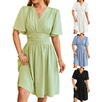 Robe à col en V à manches courtes Robe tendance à manches cloche Vêtements d'été pour femmes