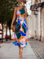 Robe imprimée à col en V, manches volantées et laçage