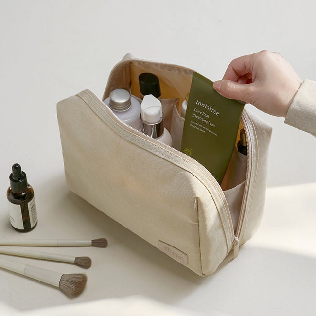 Trousse de maquillage portative Main Image