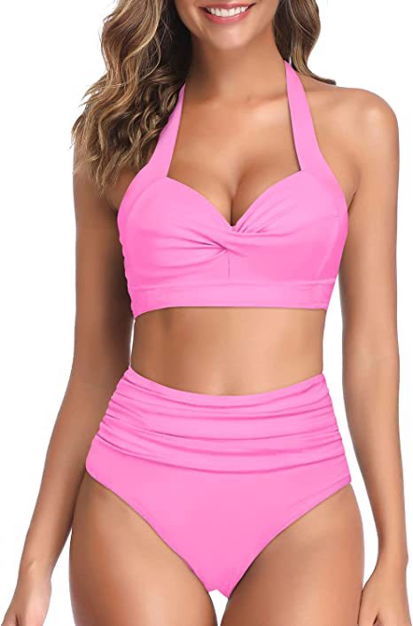Maillot de bain de vacances au bord de la mer avec haut de bikini fendu à nœud