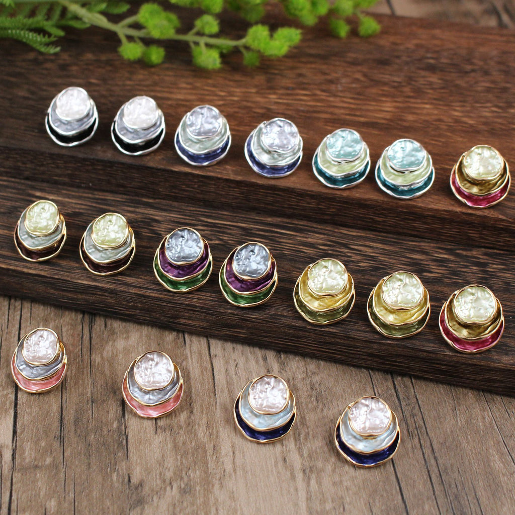 Boucles d'oreilles rondes peintes tricolores à la mode, élégantes et polyvalentes, boucles d'oreilles géométriques pour femmes