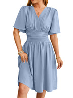 Robe à col en V à manches courtes Robe tendance à manches cloche Vêtements d'été pour femmes