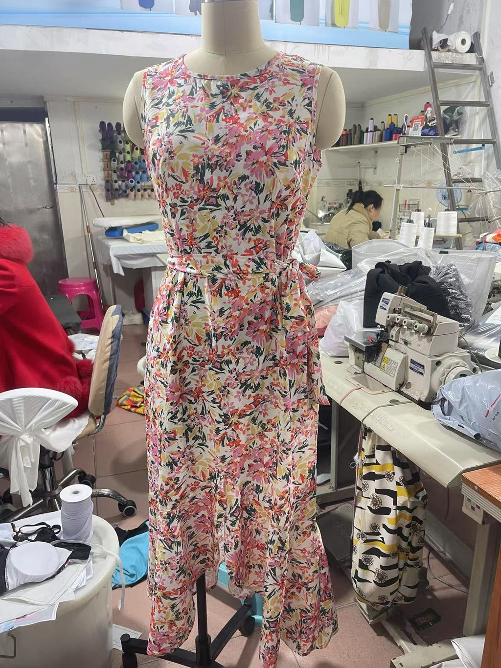 Robe élégante sans manches imprimée mode pour femmes