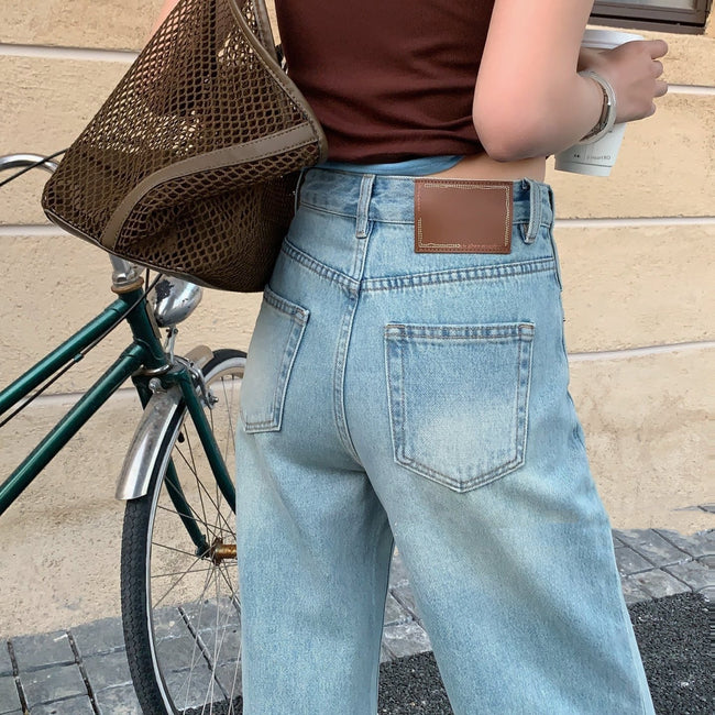 Jeans droits taille haute bleu clair pour femme Main Image