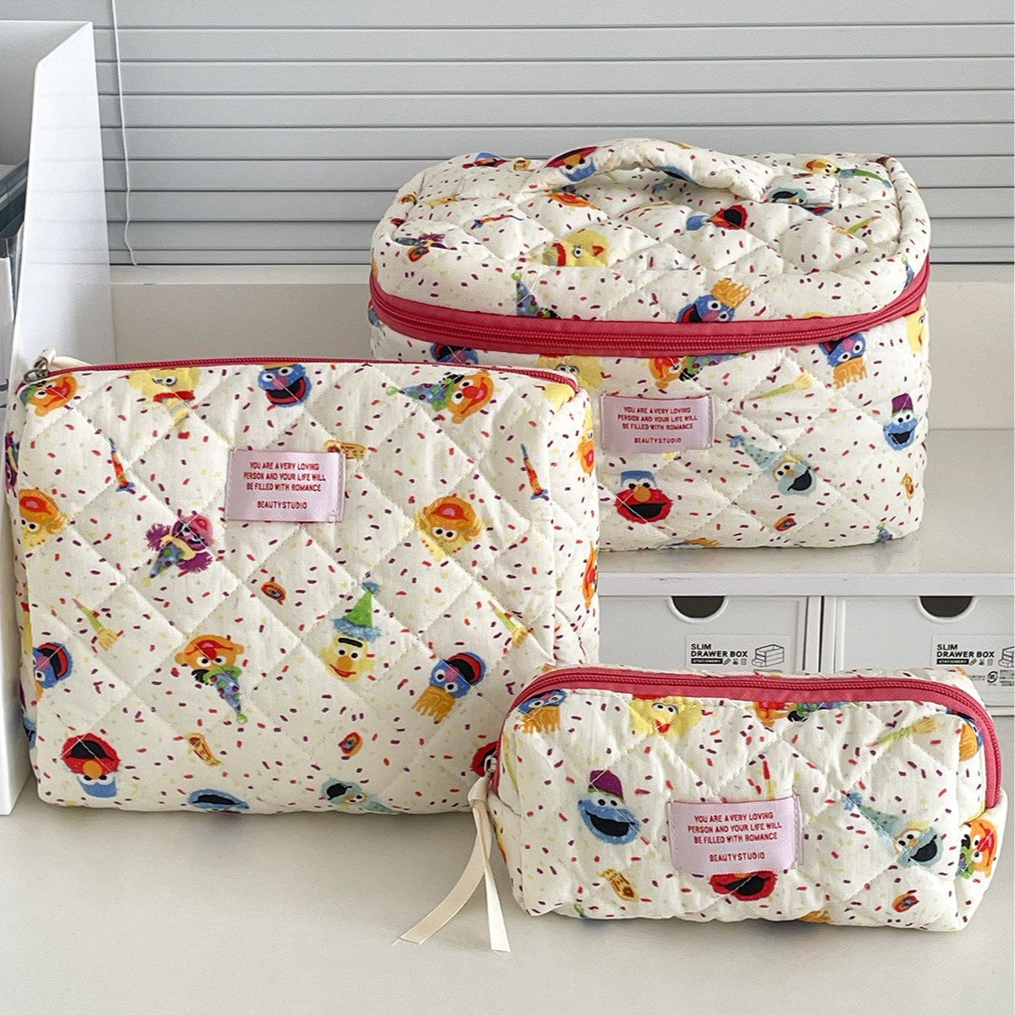 Trousse de maquillage grande capacité à nœud papillon