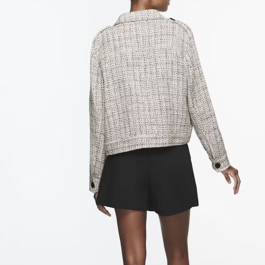 Blazer texturé en tweed pour femme avec poches plaquées