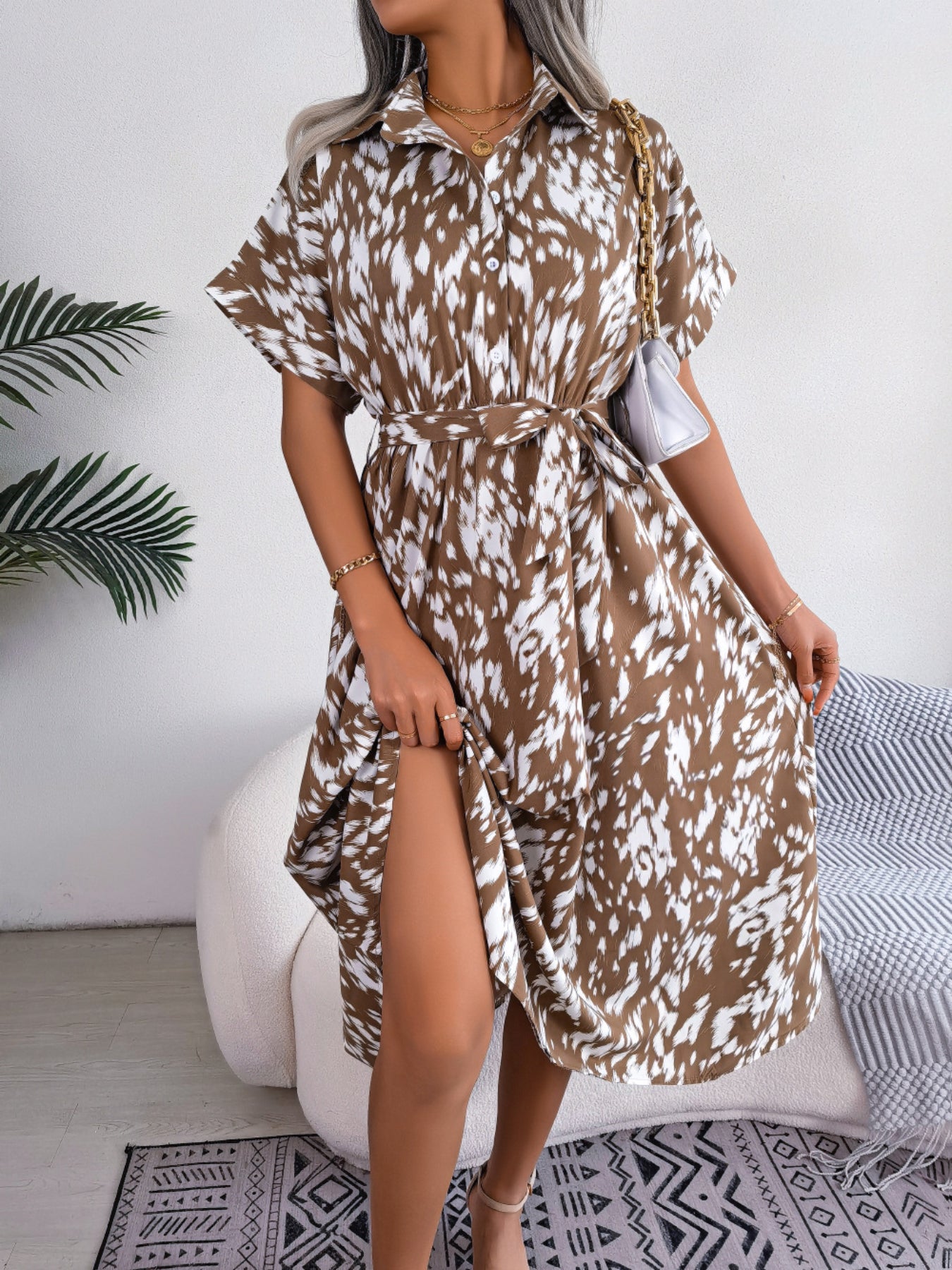 Robe chemise décontractée ample à imprimé léopard et taille nouée pour femme