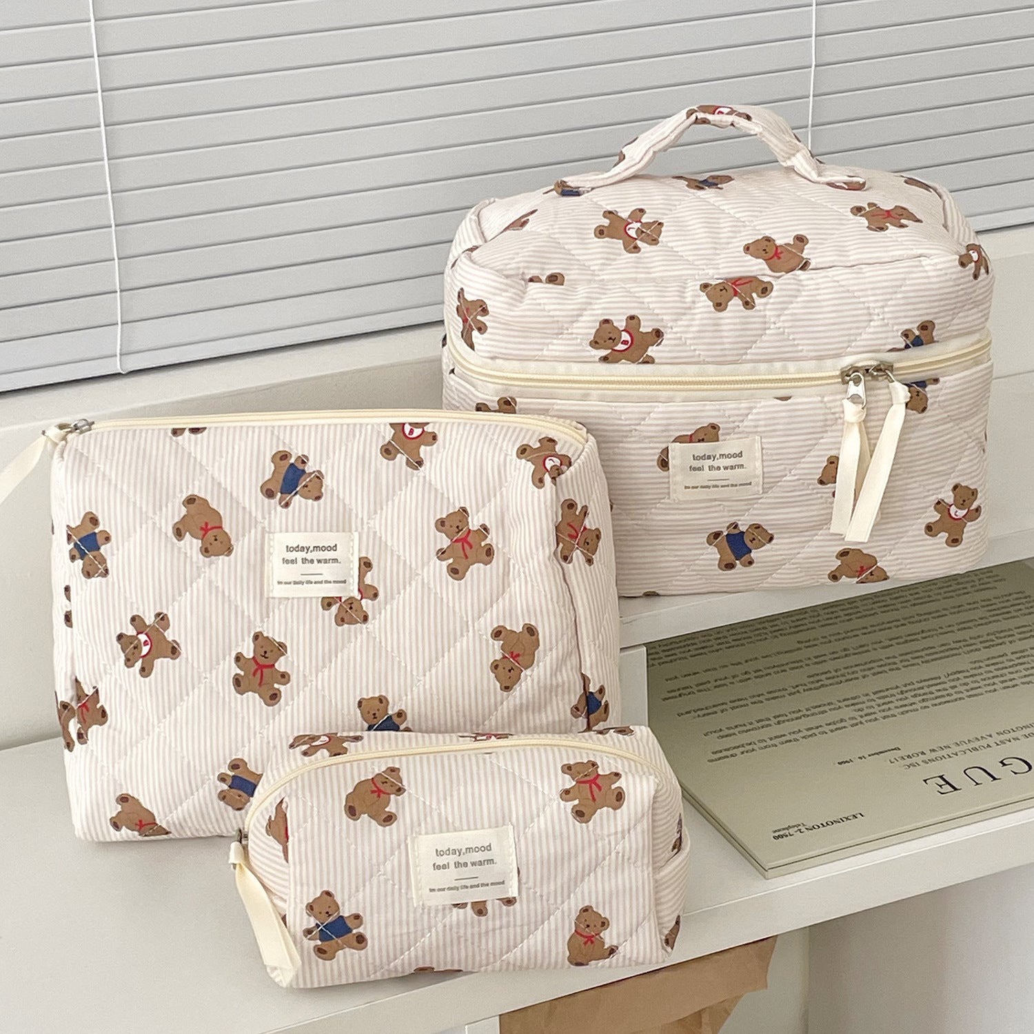 Trousse de maquillage grande capacité à nœud papillon