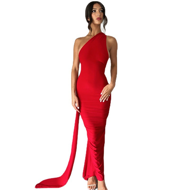 Robe fourreau dos nu à licou pour femme