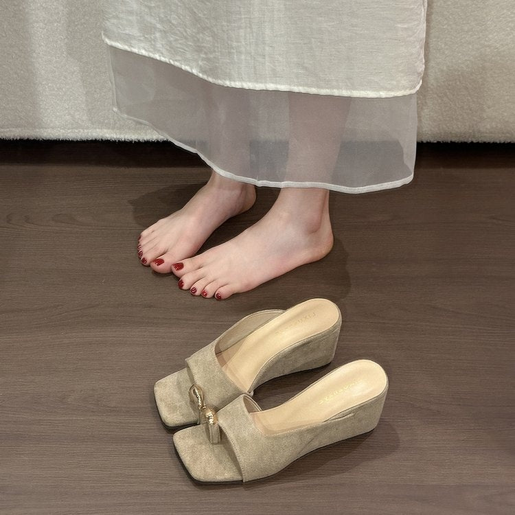 Elegant Premium Square Toe Metal Buckle Toe Loop Slide Sandals For Women, Minimalist Suede Designer Casual Mule Slippers