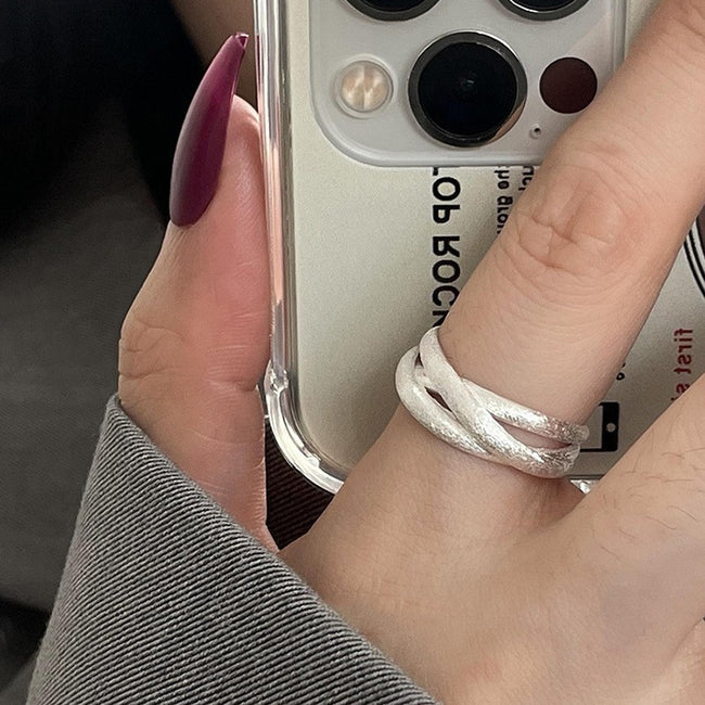 Bagues empilables en argent sterling 925 irrégulières de style INS pour femmes, simples, inaltérables et polyvalentes Hover Image