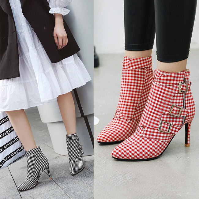 Bottes de chevalier à talons hauts courtes à carreaux pour femmes Hover Image