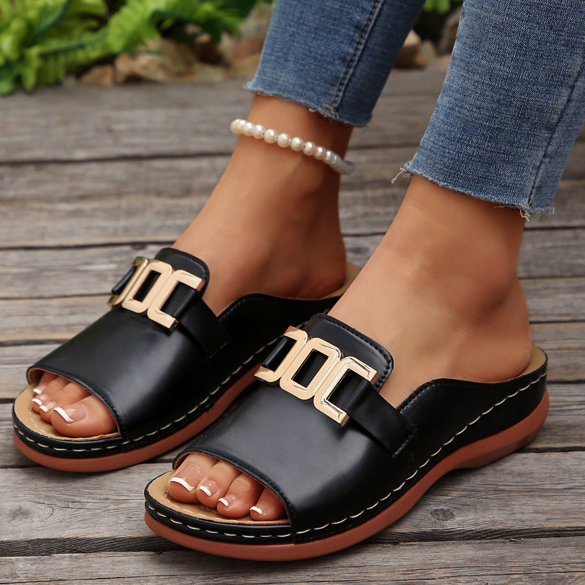 Sandales compensées Ins Chain Chaussures d'été à plateforme pour femme Sandales à bout ouvert Épaisses Chaussures romaines
