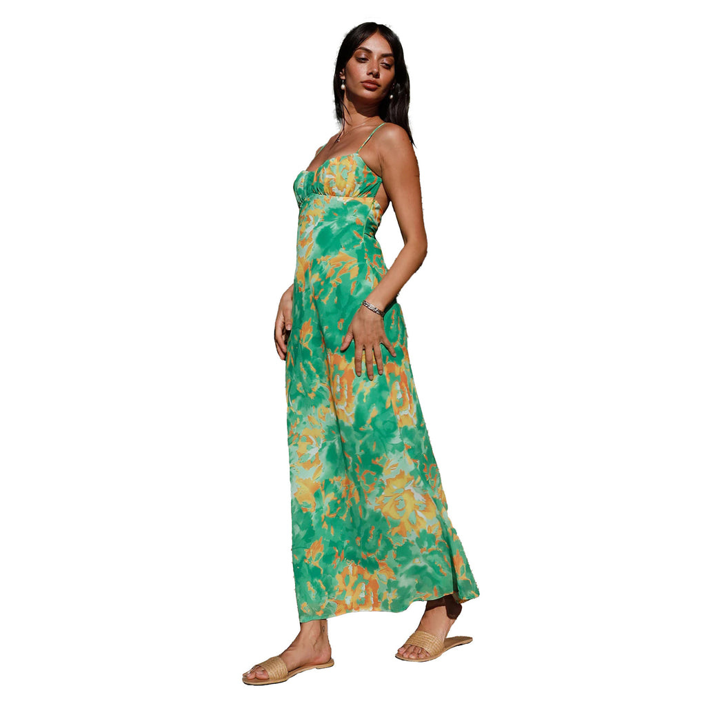 Robe à fines bretelles décolletée dos nu pour femme