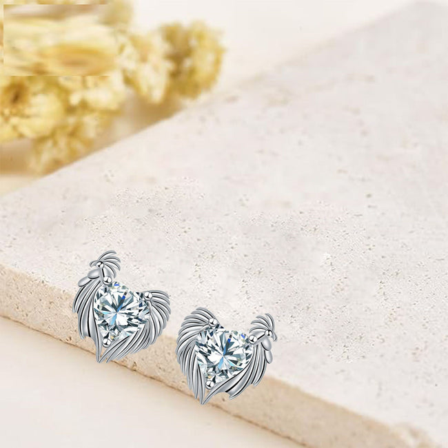 Boucles d'oreilles clous cœur élégantes et raffinées, bijoux de haute qualité pour femmes Hover Image