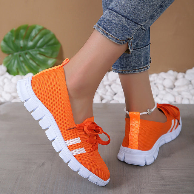 Chaussures décontractées à lacets en maille Chaussures plates de style preppy pour la marche et la course Chaussures de sport baskets pour femmes Main Image