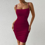 Robe longue sans dos à volants au niveau des hanches pour femme